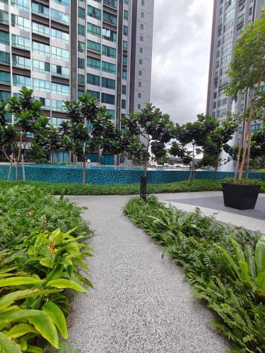 Cubic Botanical Cozy & Modern Perfect Getaway Cubic Botanical Cozy & Modern Perfect Getaway