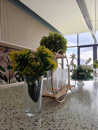 Cubic Botanical Cozy & Modern Perfect Getaway Cubic Botanical Cozy & Modern Perfect Getaway