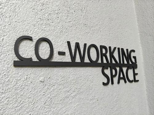 Cubic Botanical Cozy & Modern Perfect Getaway Cubic Botanical Cozy & Modern Perfect Getaway