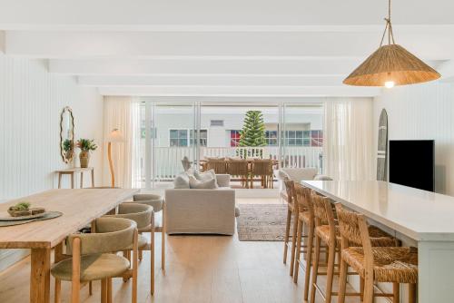 Joy Apartment 3