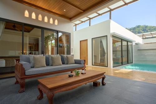 2 bedrooms, 4 beds