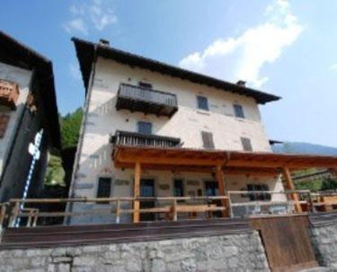 Accommodation in Massimeno