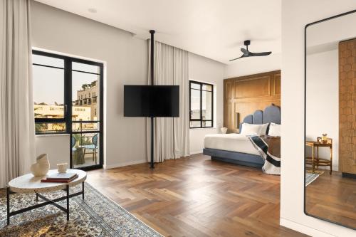 room detail thumbnail 0