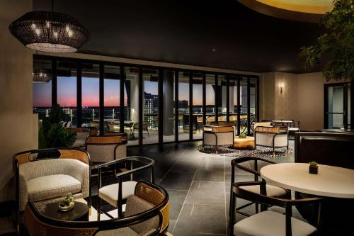 酒吧/高級酒吧, Homewood Suites by Hilton Raleigh Downtown in 羅列市中心