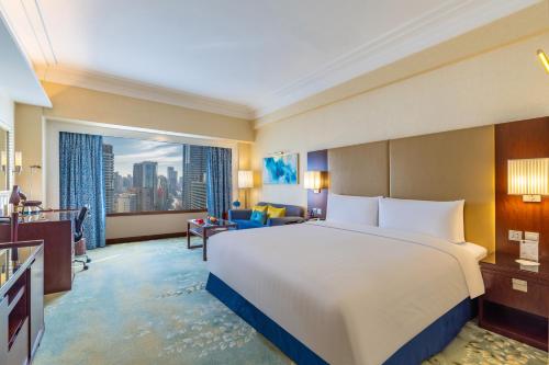 room detail thumbnail 1