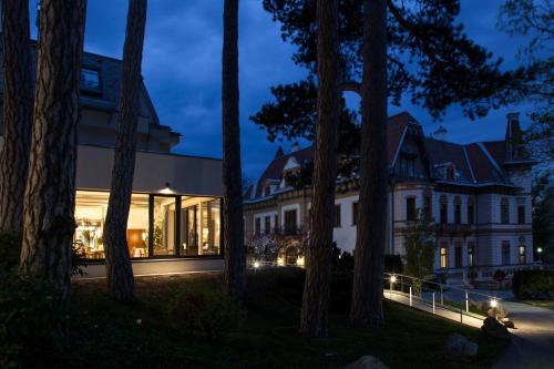 Seminarhotel Springer Schlössl – Vienna, NY
