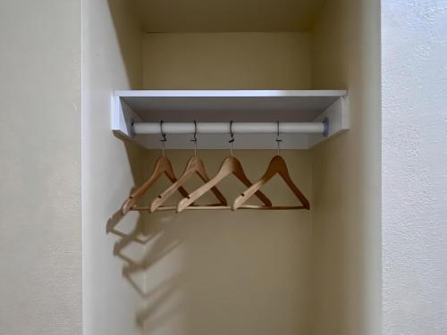 Beach Motel - image 14