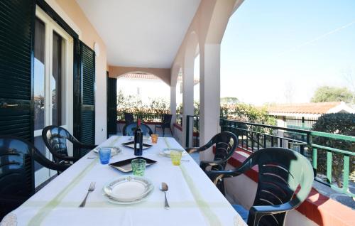 A szálláshely kívülről, Stunning Home In Castel Volturno in Castel Volturno