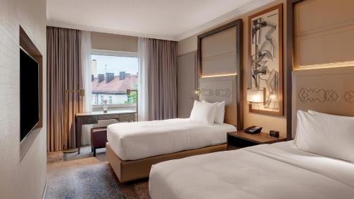 Hilton Munich City - image 13