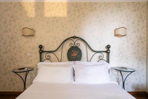 Superior Triple Room image 2