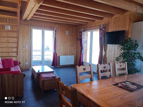 Chalet Chez Picou in La Tour-d'Auvergne
