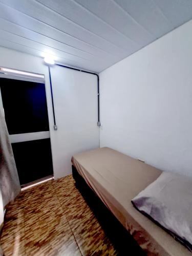 Budget Single Room image 2