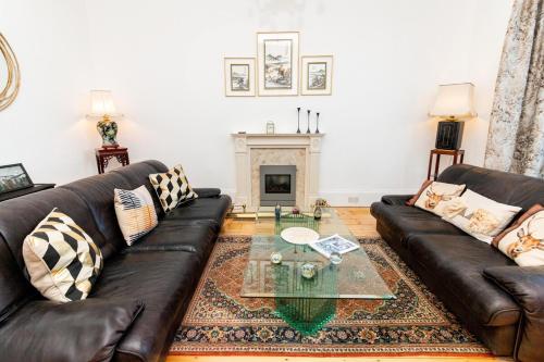 Riverview Upper Apartment in Тайпорт