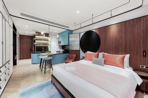 Citadines Apart Hotel Gubei Shanghai in New Hongqiao Commercial Center and Changning