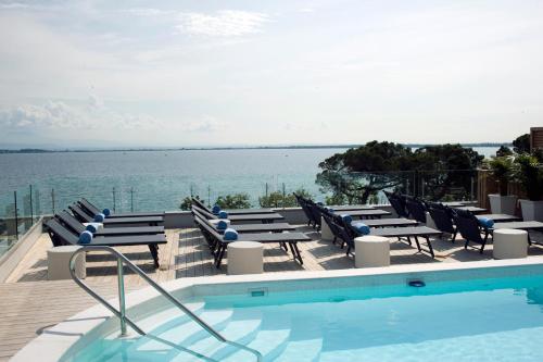 Park Hotel - image 10