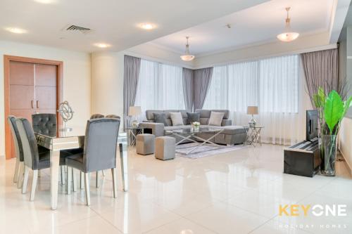 Captivating Sky & Sea Views in Two Bedroom Suite, Dubaj (fotografie 2)
