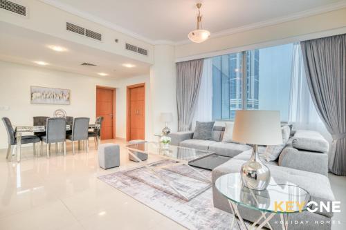 Captivating Sky & Sea Views in Two Bedroom Suite, Dubaj (fotografie 7)