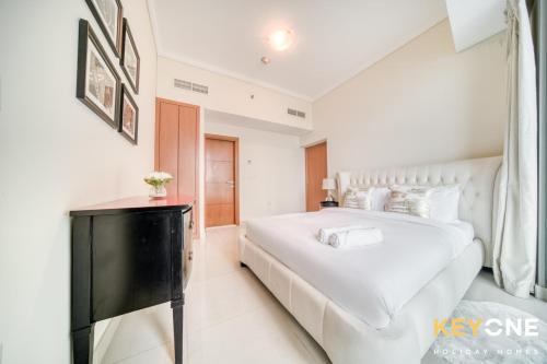 Captivating Sky & Sea Views in Two Bedroom Suite - image 11