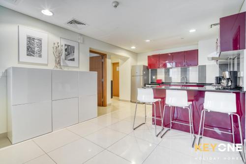 Captivating Sky & Sea Views in Two Bedroom Suite - image 8