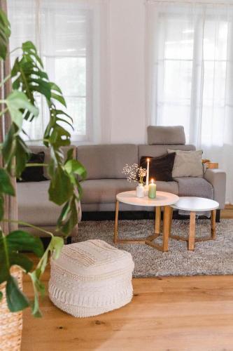 Skupni salon/TV območje, BnB Casa Bellavista Sant Abbondio 6577 Ranzo in Caviano