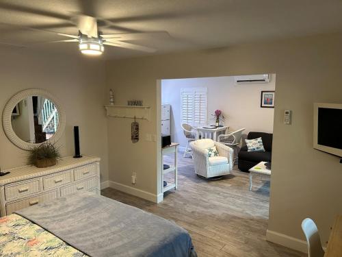 5 Bedroom Secluded Beachfront in Melbourne FL