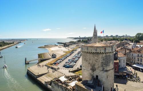 1 Bedroom Lovely Apartment In La Rochelle - image 5