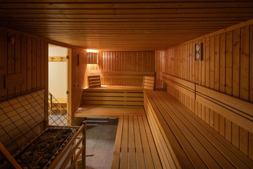 Alpine Spa Residence - image 8