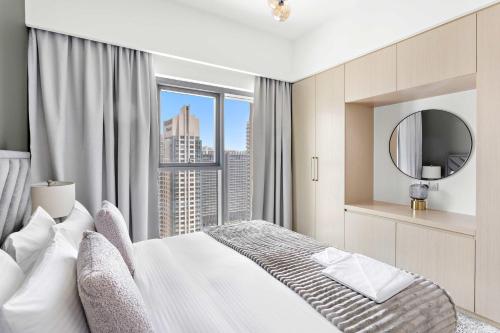 Silkhaus in Burj Royale stunning 1BR in Downtown premium tower - image 9