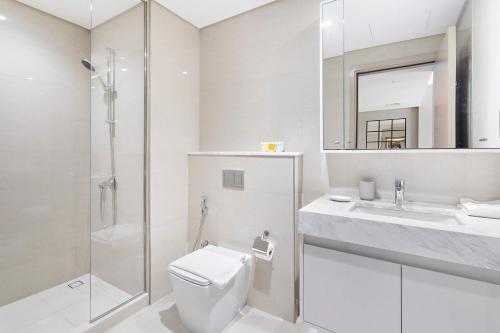 Silkhaus in Burj Royale stunning 1BR in Downtown premium tower - image 10