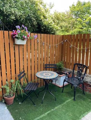 Rock Studio - Free Parking & WiFi Near City Centre, Leeds (Foto 10)
