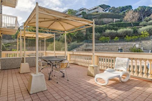 Apartment with Terrace
