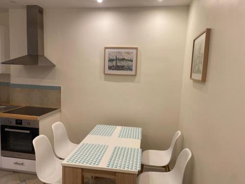 Konyha, Apartment Cosy Ancient Fossé 1 (Apartment Cosy Ancient Fosse 1) in Gacé