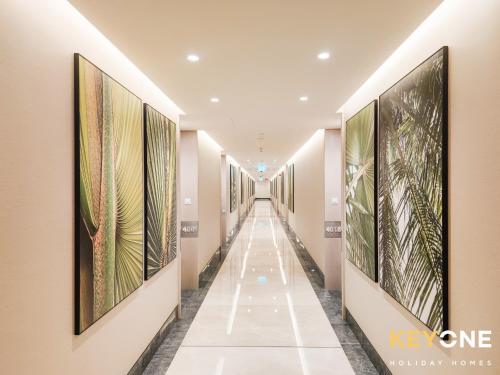 Iconic One Bedroom Panoramic Palm Views - image 6