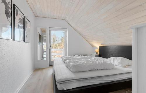 4 Bedroom Amazing Home In Ørsted in Udbyhoj