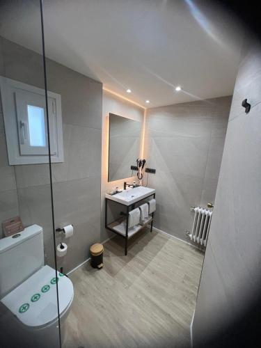 Hotel ELE Acueducto - image 13