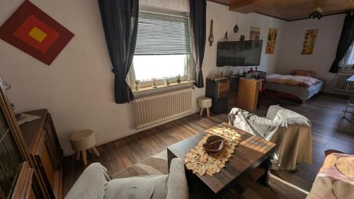Ferienwohnung mit Terrasse für 1-4 Personen (Ferienwohnung mit Terrasse fur 1-4 Personen) in Altena