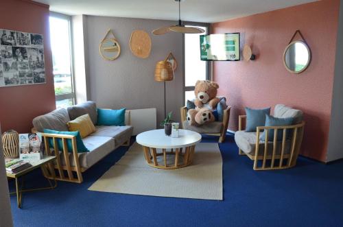 共用Lounge/電視區, BRIT HOTEL Caen Hérouville (BRIT HOTEL Caen Herouville) in 埃魯維爾聖克萊