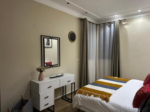 Dashluxe, Kampala (photo 8)