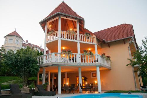  Madár Vendégház, Hévíz