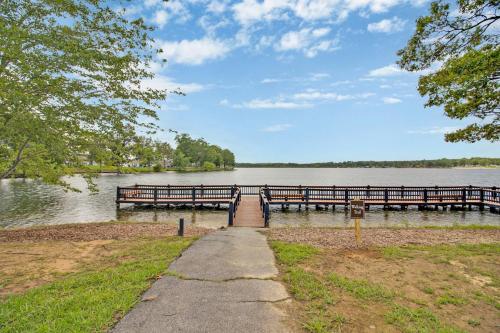 View, Hiawatha East Lake Tansi by CoolVacay in Lake Tansi (TN)
