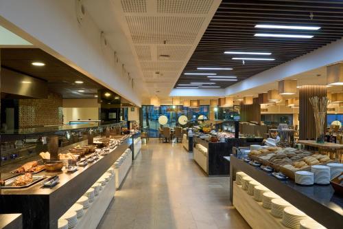 Restaurant, Hotel Bristol in Parque de l'Aiguera