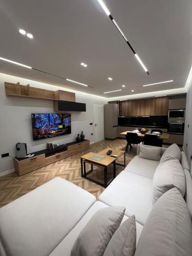 7 Floor Luxury Apartment Tirana, Tirana