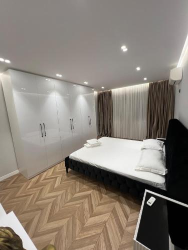 7 Floor Luxury Apartment Tirana, Tirana (fotografie 10)