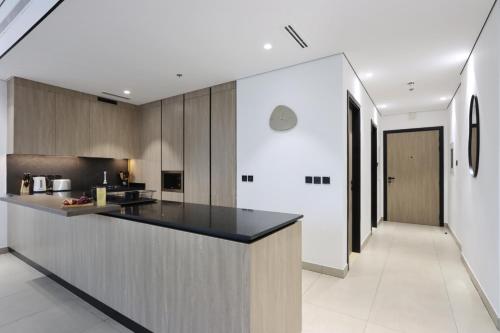 Livbnb-Stylish and Spacious 1BR Apartment with Private Balcony, Dubai (foto 10)