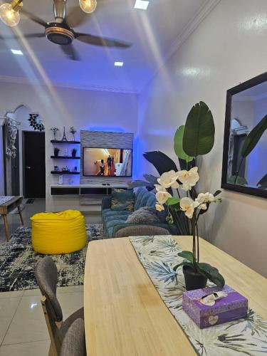 CT Villa 212 in ดูเรียน ตุงกัล