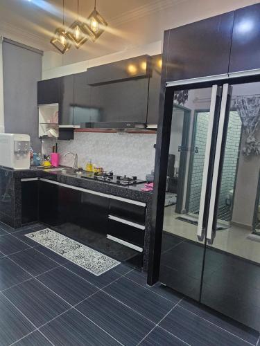 CT Villa 212 in ดูเรียน ตุงกัล