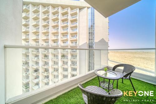 Viridis Living Chic and Spacious 1BR, Дубай (фото 4)
