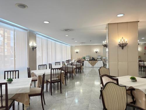 restavracija, Mir Octavio in Urbanizacion Santa Agueda