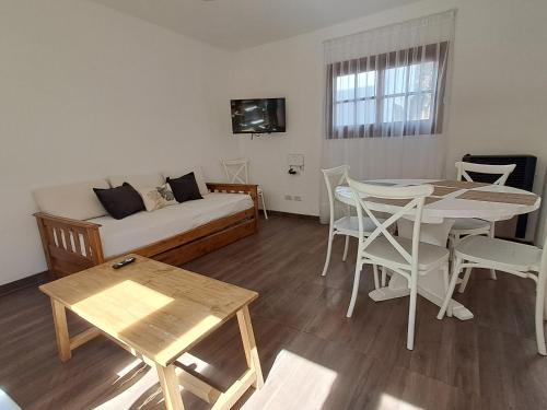 Duplex BESUGO, con patio y parrilla Duplex BESUGO, con patio y parrilla