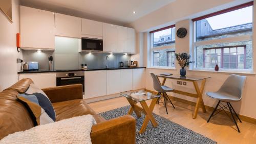 Barbican Serviced Apartments by LovelyStay, Londra